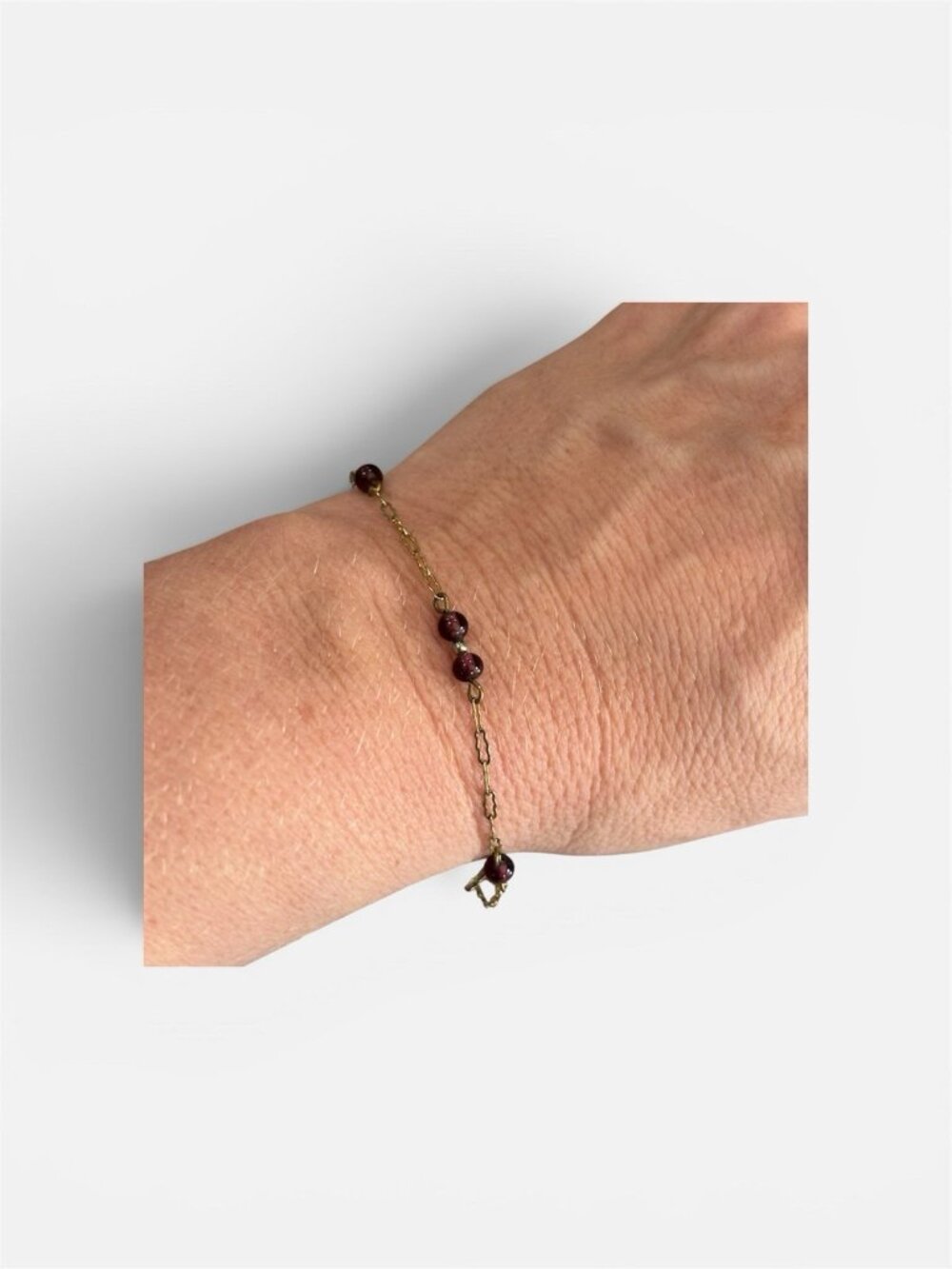 Vintage Women’s Monet Bracelet Gold Tone Purple Bead Dainty 7”